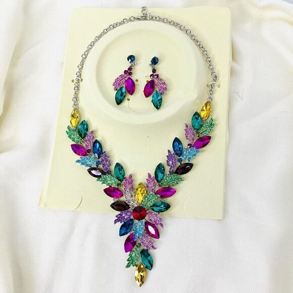 Fashion Jewelry Radiant Gemstone Statement Necklace Set with Earrings Multicolor - Picture 3 of 8